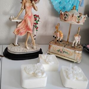 3 Set Floral Natural Soy Candles handmade (Smell of Spring and Roses Fragrance)